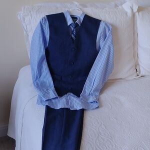IZOD Boy's 4 piece suit